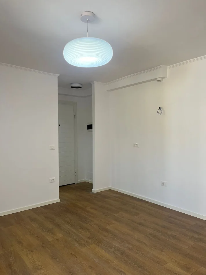 Tirane, shitet apartament 1+1+Ballkon Kati 3, 50 m² 115.000 € (Todi Shkurti)