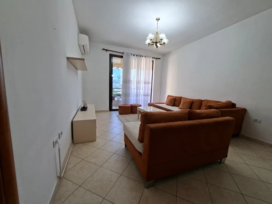 🏠 Me Qera: Apt. 3+1+2wc (📍Stc. Trenit / Harry Fultz)🔥 Super vendndodhje || Hera e parë me qera ✨️ 72,000 Lekë/ Muaji 💶