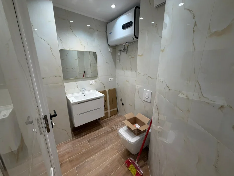 Tirane, shitet apartament 1+1 , 54 m² 155.000 € 