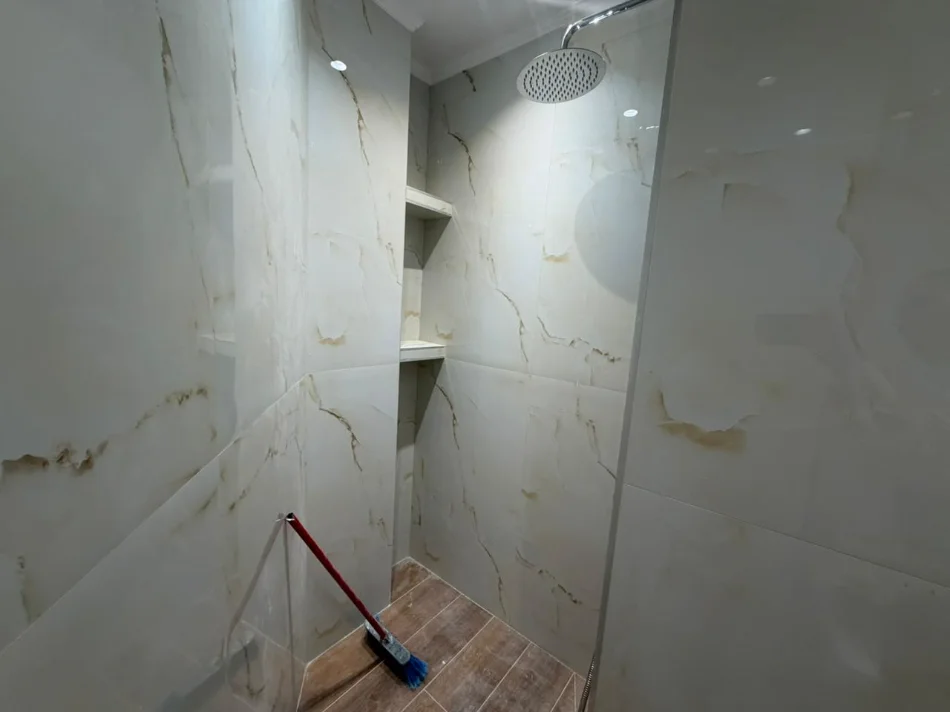 Tirane, shitet apartament 1+1 , 54 m² 155.000 € 