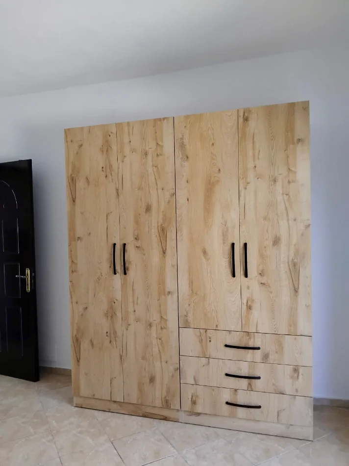 Tirane, jepet me qera 1+1 Kati 1, 