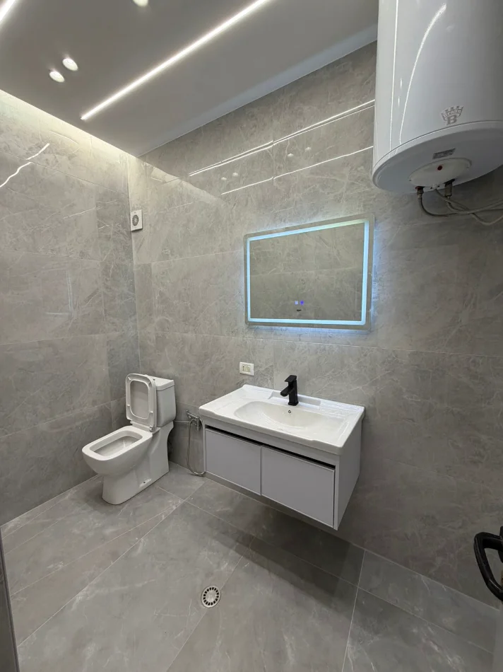 Tirane, shitet apartament 1+1 , 51 m² 111.000 € (Rruga Tom Plezha)