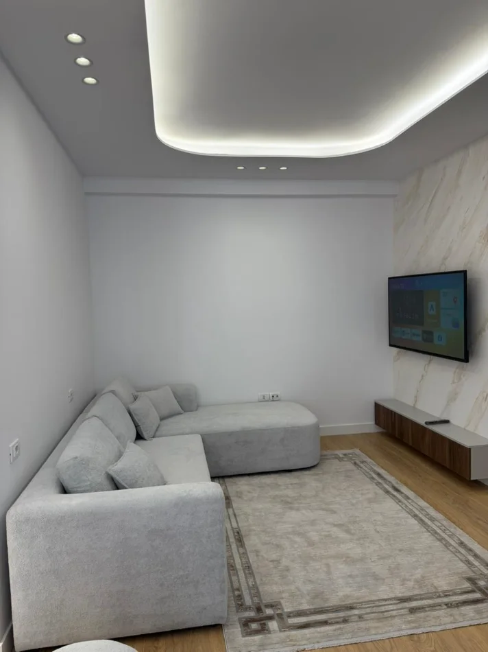 Tirane, shitet apartament 1+1 Kati 5, 50 m² 111.000 € (Rruga Tom Plezha)