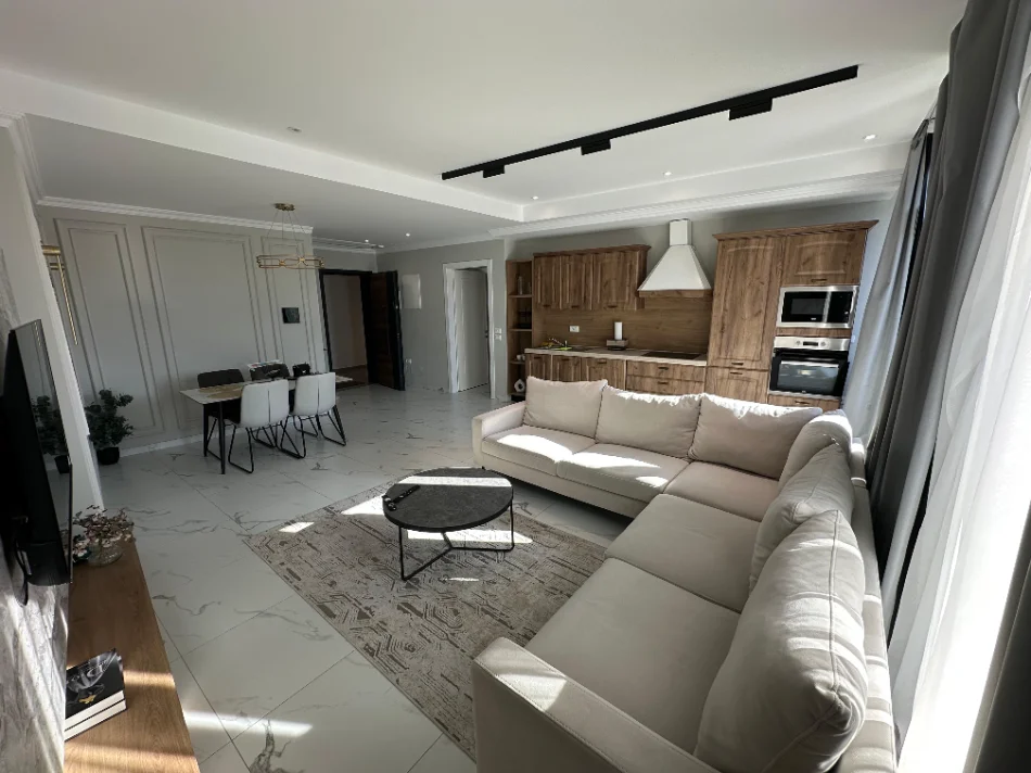 Tirane, shitet apartament 2+1 Kati 4, 119 m² 443.000 €