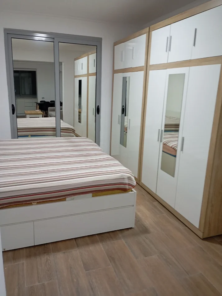 Shqiperi, jepet me qera apartament 1+1 Kati 0, 50 m² 350 € (BRRYLI)