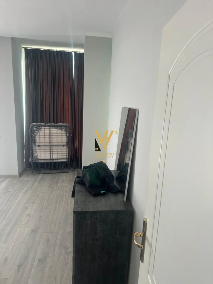 Tirane, jepet me qera apartament 2+1+Ballkon Kati 4, 92 m² 700 € (RRUGA E ELBASANIT)