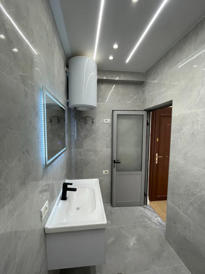 Tirane, shitet apartament 1+1 Kati 5, 55 m² 110.000 € (Astir)