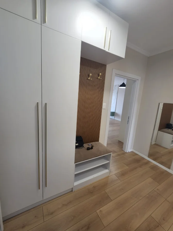 Tirane, jepet me qera apartament 2+1 Kati 6, 114 m² 750 € (Farmacia 10)