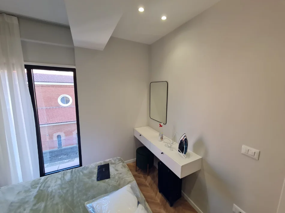 Tirane, shitet apartament 1+1 , 62 m² 231.000 € (Rruga e Kavajes)