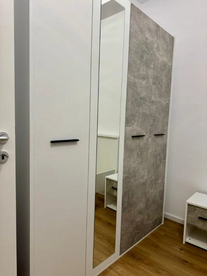 Me Qera: 1+1 (60m²)📍Ali Dem - Res. Kadiu, Mangalem 21 ||  40,000 Lek/Muaj - Kt.6 || E Pabanuar me Pare✨️