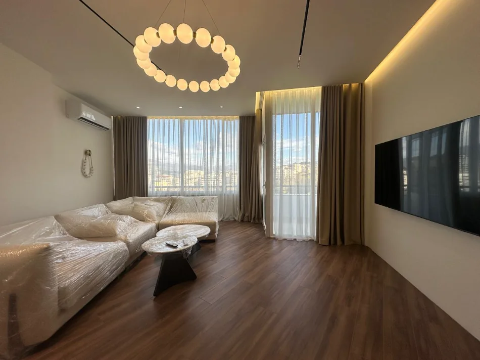 Tirane, jepet me qera apartament 2+1 Kati 8, 110 m² 1.200 € (KOPESHTI BOTANIK)