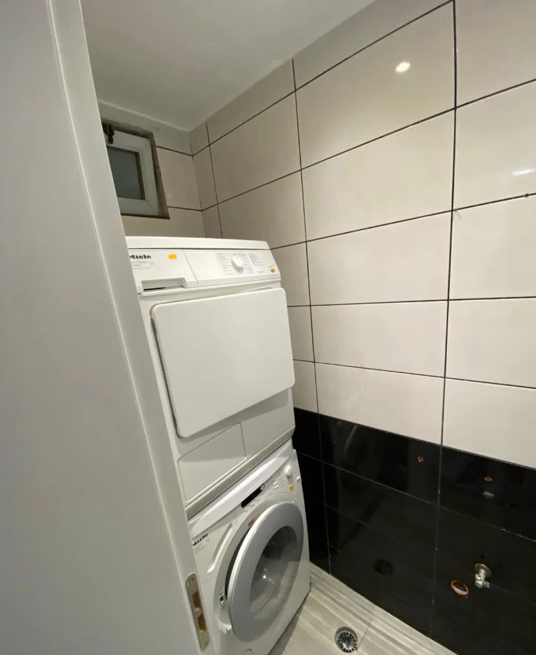 Tirane, jepet me qera apartament 1+1 Kati 1, 60 m² 650 € (RRUGA E ELBASANIT)