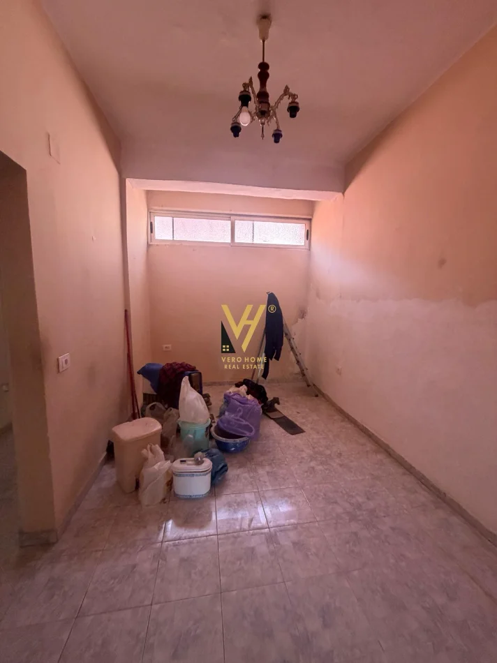 Tirane, jepet me qera dyqan Kati 0, 65 m² 670 € (ISH RESTORANT DURRESI)