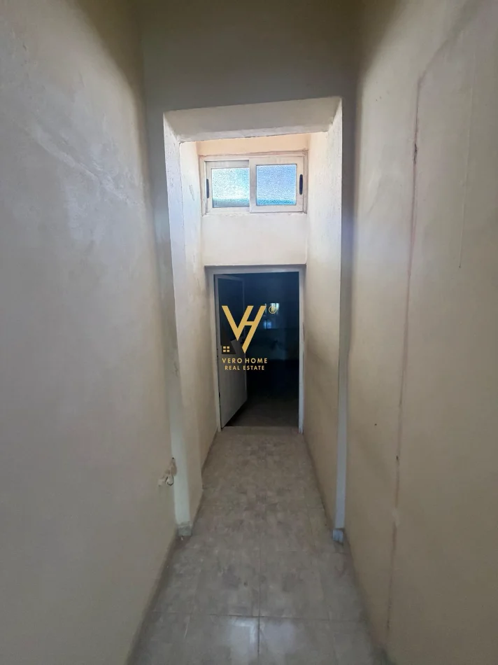 Tirane, jepet me qera dyqan Kati 0, 65 m² 670 € (ISH RESTORANT DURRESI)