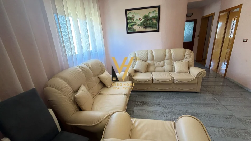 Tirane, jepet me qera apartament 2+1+Ballkon Kati 2, 100 m² 520 € (DON BOSKO)