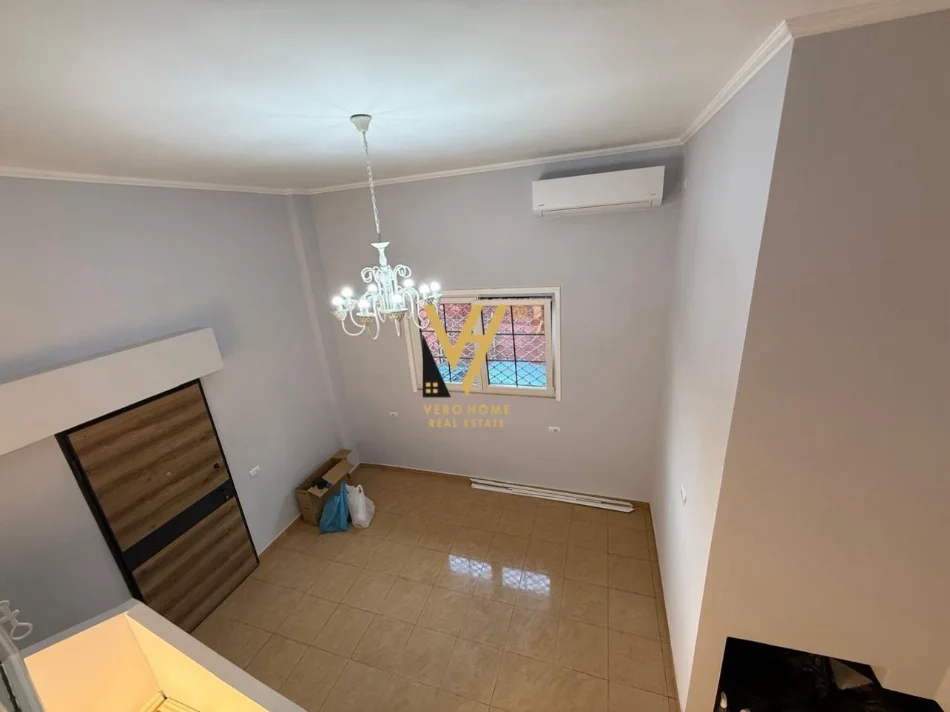 Tirane, shitet apartament Dublex Kati 0, 60 m² 87.000 € (FRESKU)