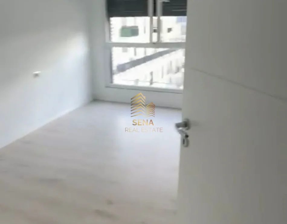Tirane, jepet me qera apartament 2+1+Ballkon Kati 9, 115 m² 550 € (Fusha e Aviacionit)