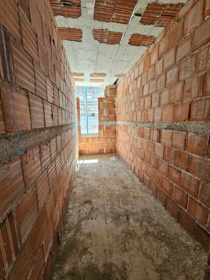 Tirane, shitet apartament 2+1+Ballkon Kati 2, 107 m² 112.350 € (Paskuqan)