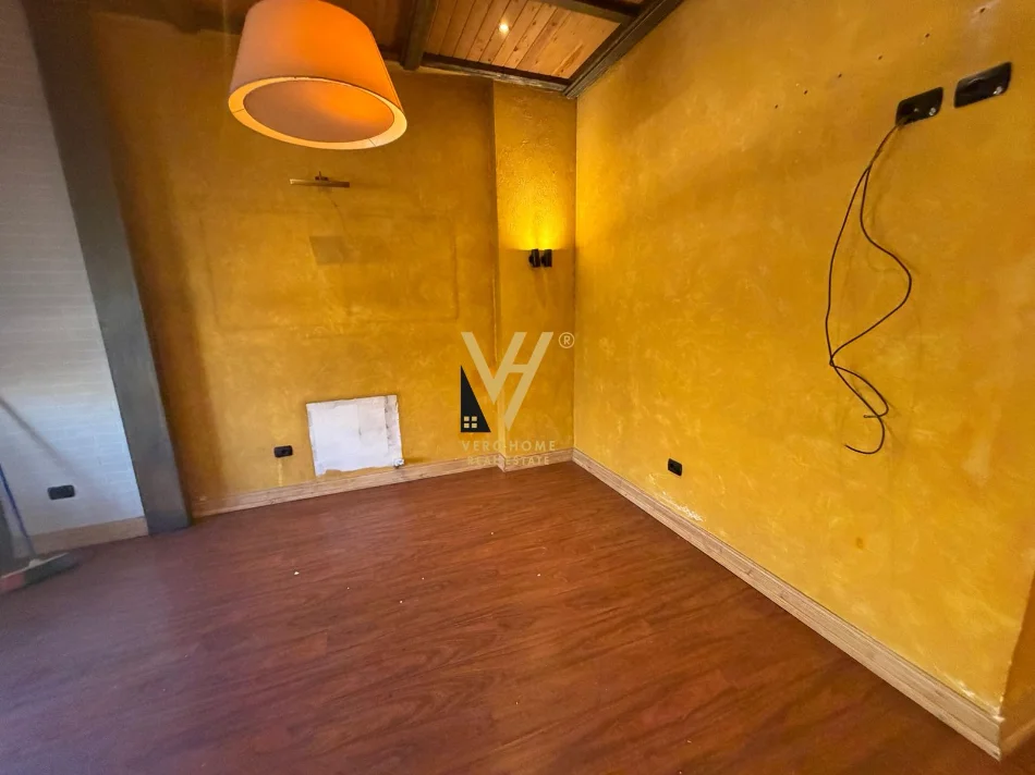 Tirane, jepet me qera zyre Kati 2, 100 m² 1.050 € (DON BOSKO)