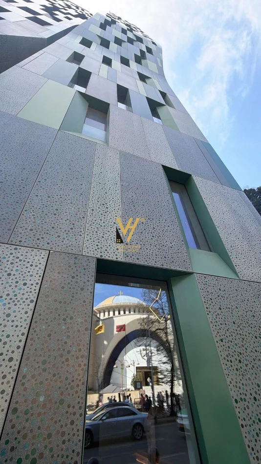 Tirane, jepet me qera ambjent biznesi Kati 0, 440 m² 12.320 € (QENDER)