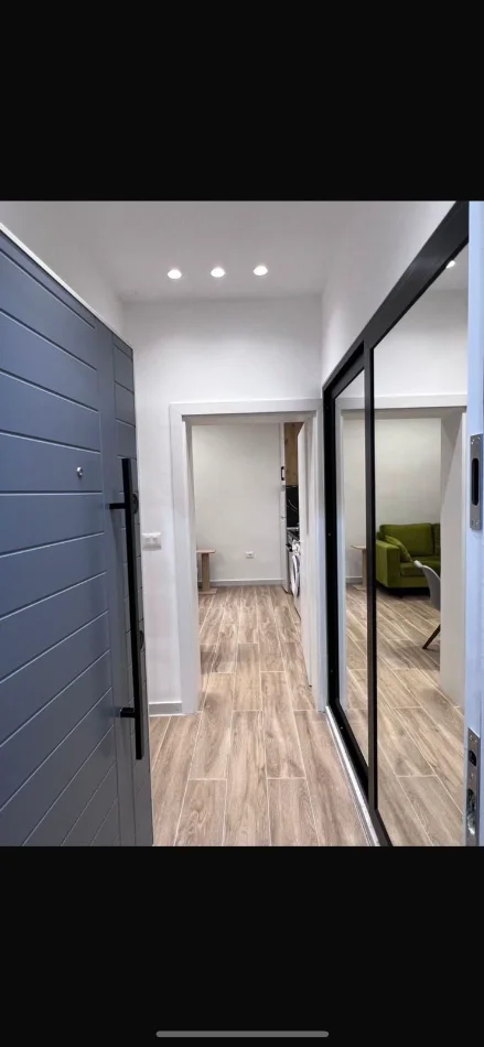 Tirane, jepet me qera apartament 1+1 Kati 5, 70 m² 600 € (STADIUMI DINAMO)