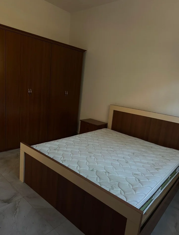 Tirane, jepet me qera apartament 2+1 Kati 1, 90 m² 370 € (ALLIAS)