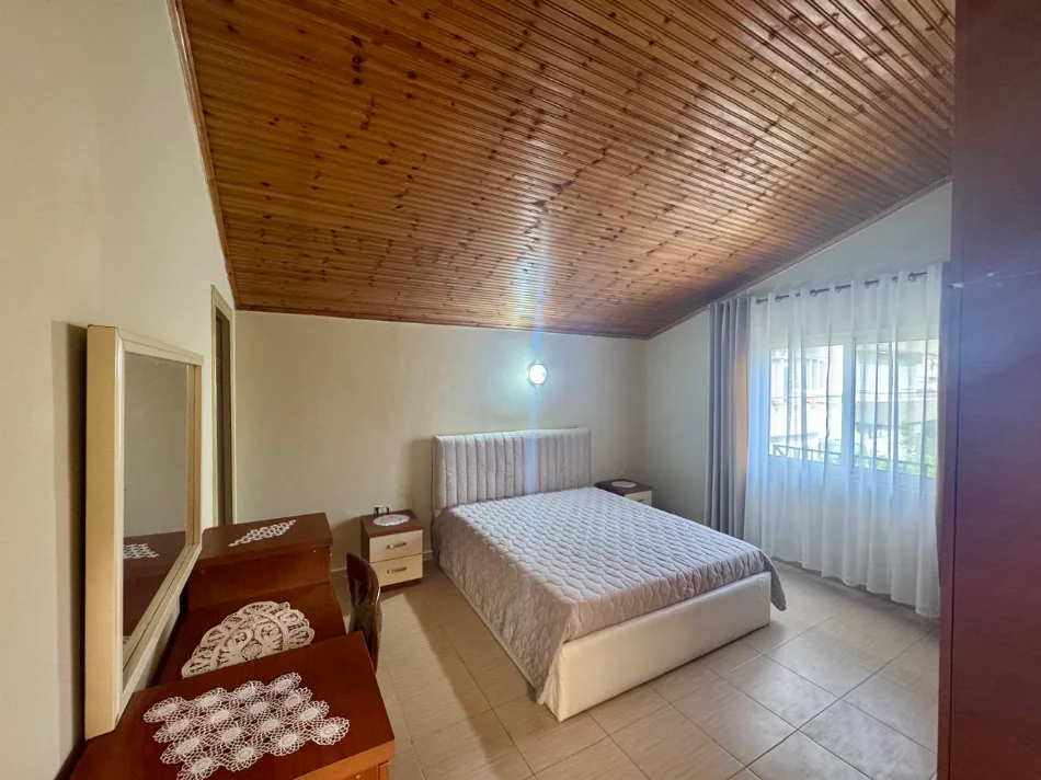 🏡 Shitet Vilë 2-Katëshe | Iliria – Plazh Durrës | Ideale për Banimi & Investim , 263 m² 250.000 Euro