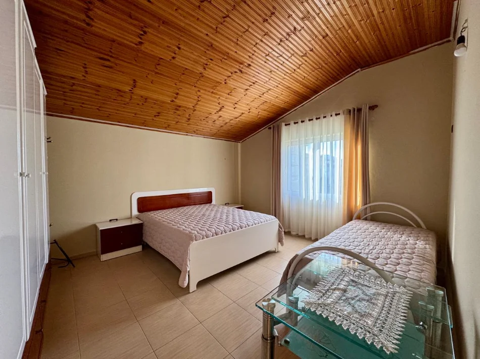 🏡 Shitet Vilë 2-Katëshe | Iliria – Plazh Durrës | Ideale për Banimi & Investim , 263 m² 250.000 Euro