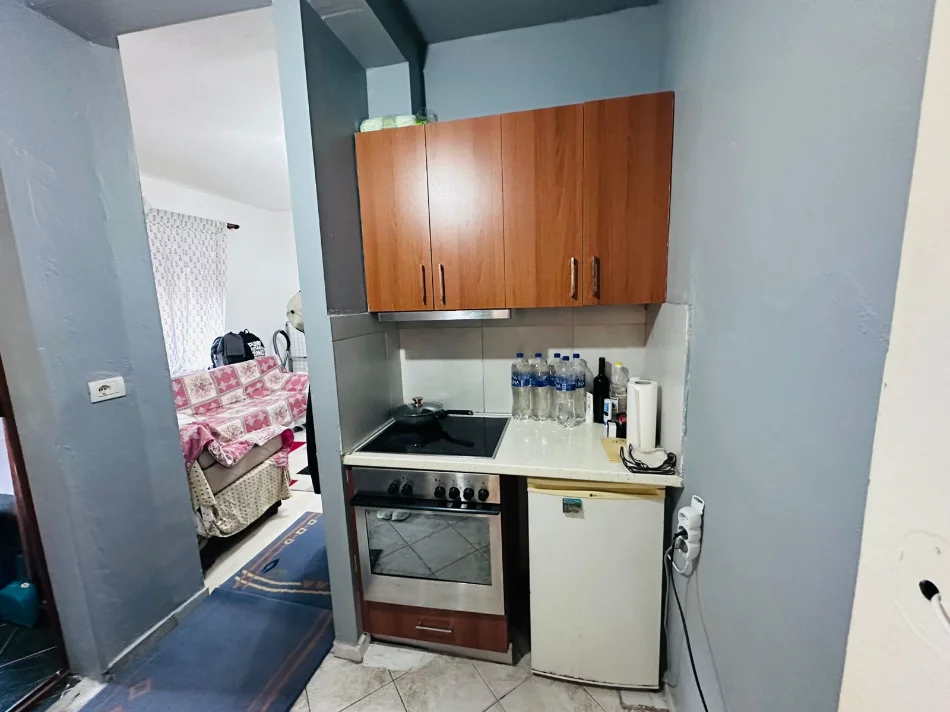 Tirane, shitet garsoniere Kati 3, 28 m² 64.000 €