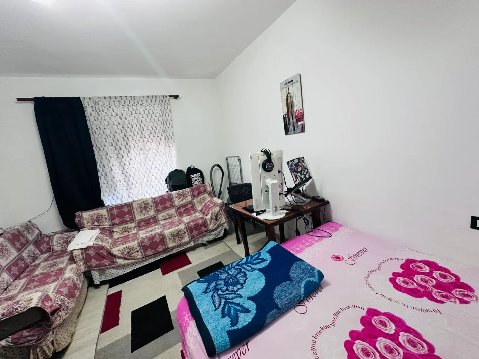 Tirane, shitet garsoniere Kati 3, 28 m² 64.000 €