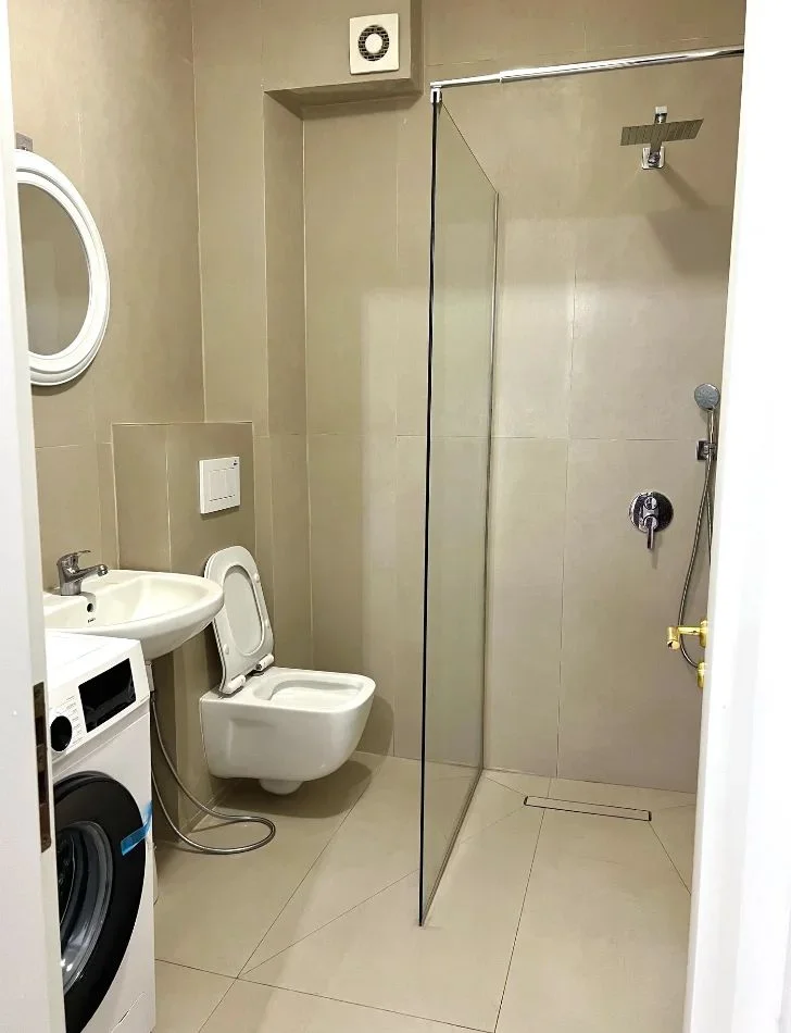 Tirane, jepet me qera apartament 2+1 Kati 3, 75 m² 600 € (RRAPO HEKALI)