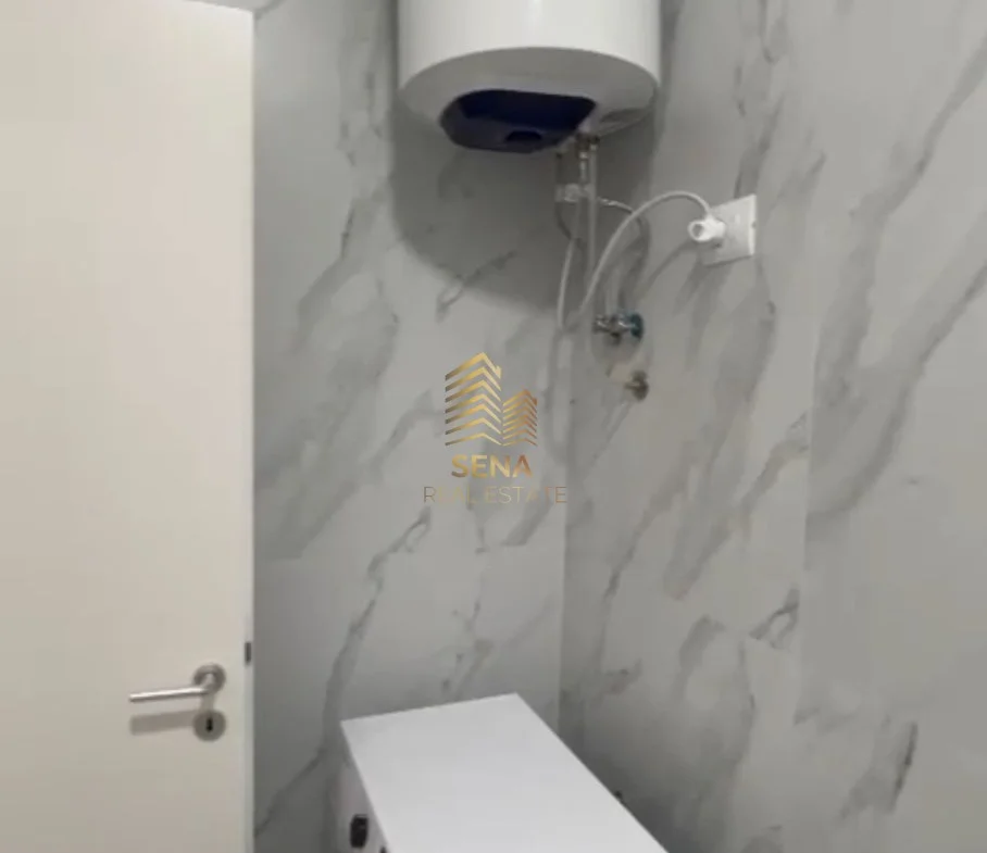 Tirane, jepet me qera apartament 1+1+Ballkon Kati 4, 60 m² 400 € (Ali Demi)