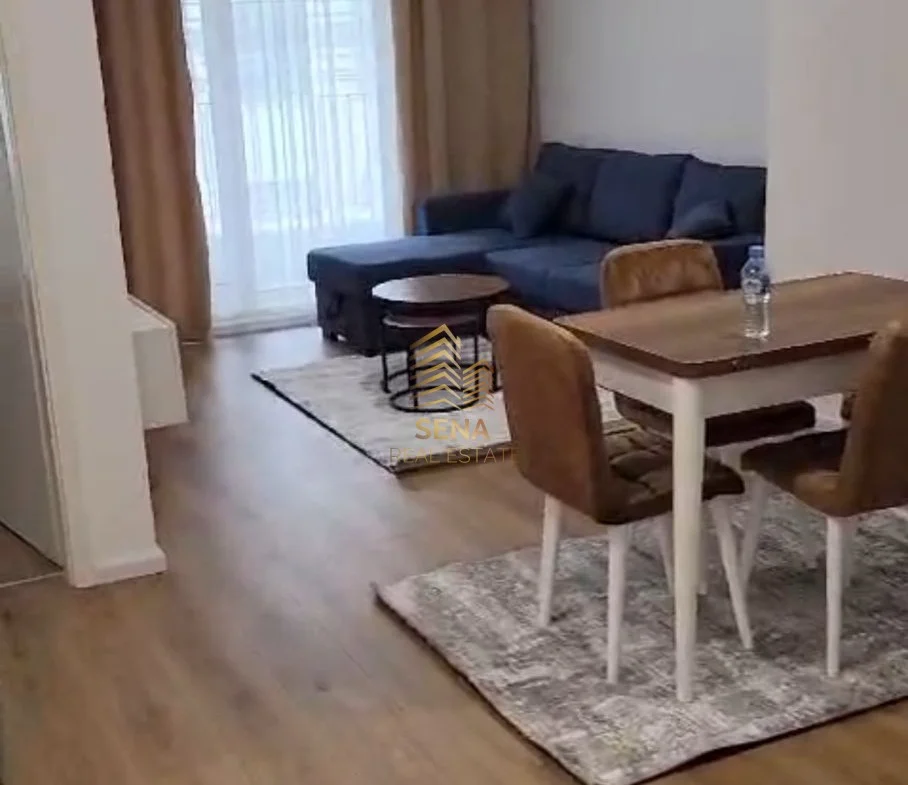 Tirane, jepet me qera apartament 1+1+Ballkon Kati 4, 60 m² 400 € (Ali Demi)