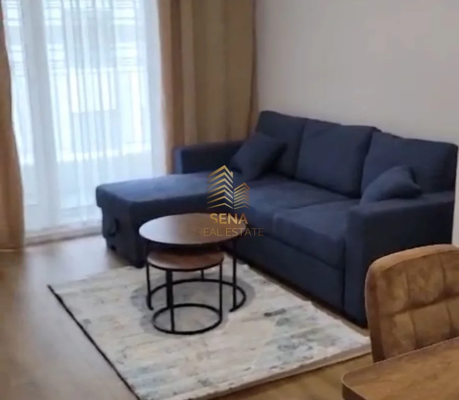 Tirane, jepet me qera apartament 1+1+Ballkon Kati 4, 60 m² 400 € (Ali Demi)
