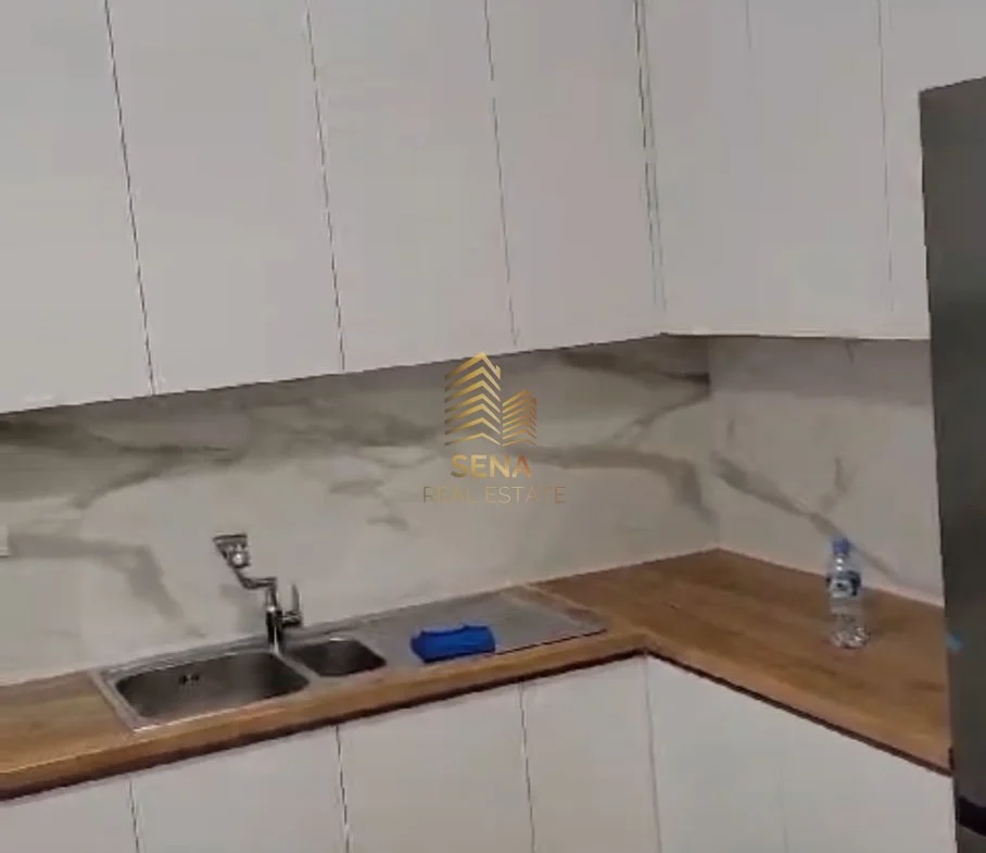 Tirane, shitet apartament 1+1+Ballkon Kati 4, 60 m² 120.000 € (Ali Demi, Rezidenca Kaimi)