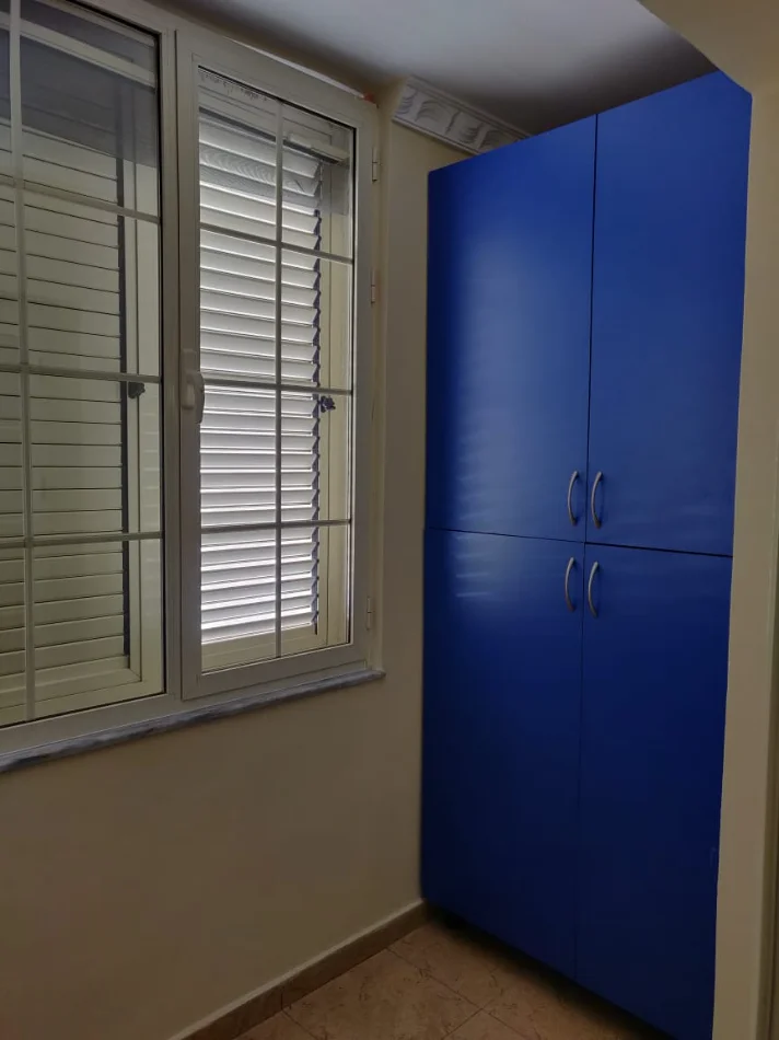 Tirane, jepet me qera apartament 2+1 Kati 2, 90 m² 650 € (RRUGA FORTUZI)
