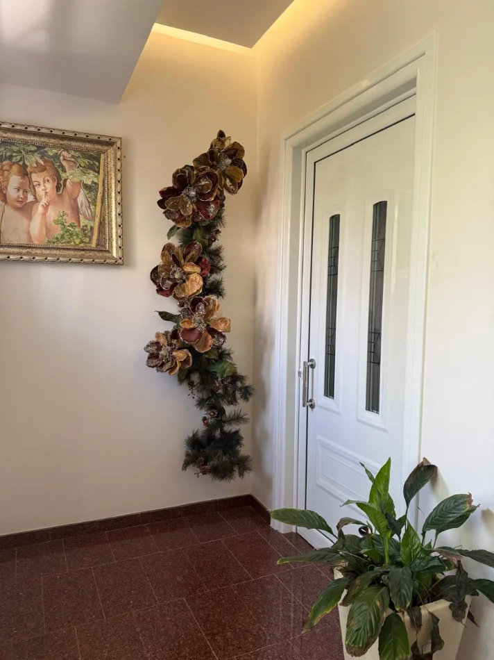 Tirane, jepet me qera apartament 1+1 Kati 3, 100 m² 450 € (RRUGA E ELBASANIT)