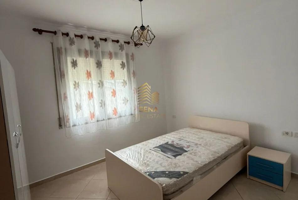 Tirane, jepet me qera apartament 2+1+Ballkon Kati 4, 85 m² 60.000 € (Selite)