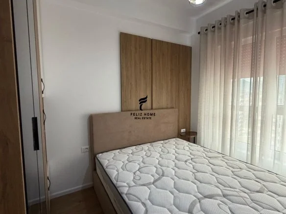 Tirane, jepet me qera apartament 1+1 Kati 6, 60 m² 450 € (ALI DEMI)
