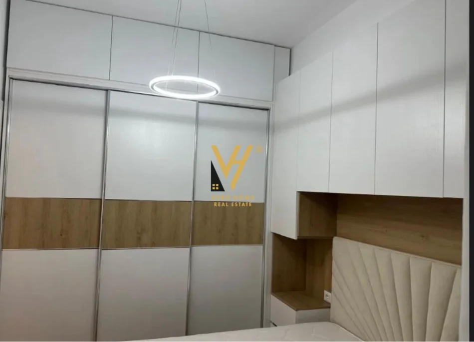 Tirane, jepet me qera apartament 1+1+Ballkon Kati 3, 50 m² 440 € (ALI DEMI)