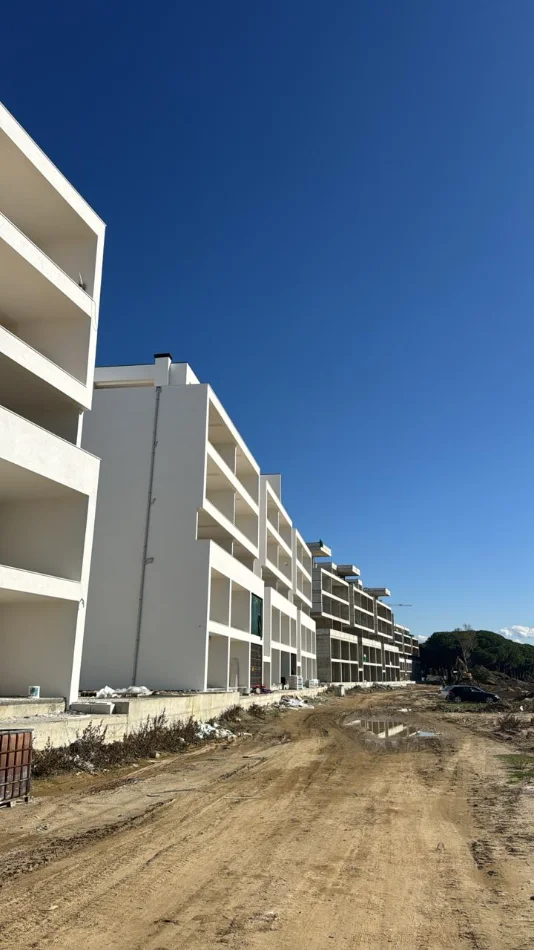 Durres, shitet apartament 1+1+Ballkon Kati 4, 64 m² 155.000 € (Porto Lalezi)