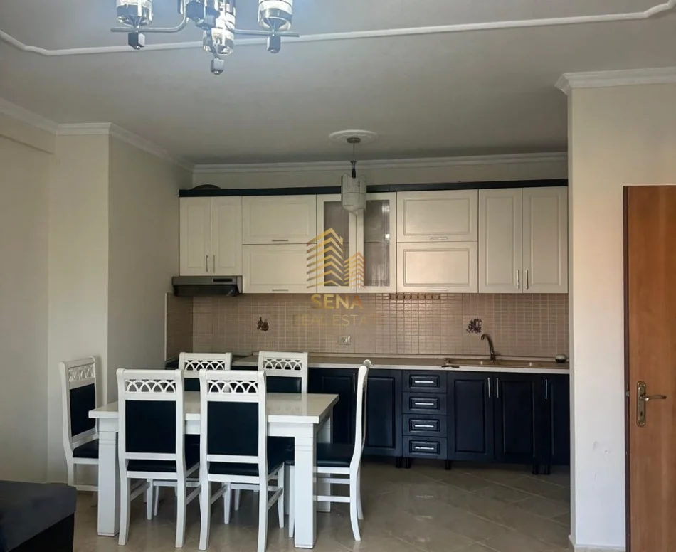Tirane, jepet me qera apartament 2+1+Ballkon Kati 5, 110 m² 500 € (Astir)