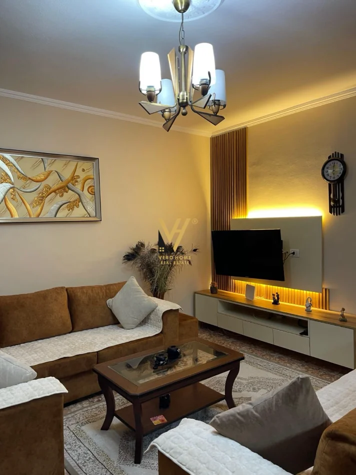 Tirane, jepet me qera apartament 2+1+Ballkon Kati 3, 103 m² 620 € (DON BOSKO)