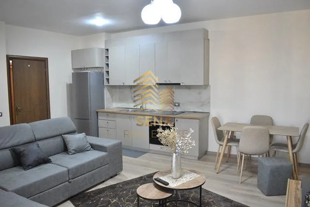 Tirane, jepet me qera apartament 1+1+Ballkon Kati 4, 68 m² 600 € (Rruga e Kavajes)