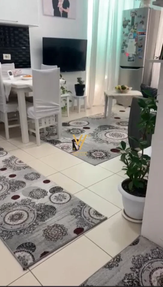 Tirane, jepet me qera apartament 1+1+Ballkon Kati 5, 60 m² 520 € (PALLATET AGIMI)