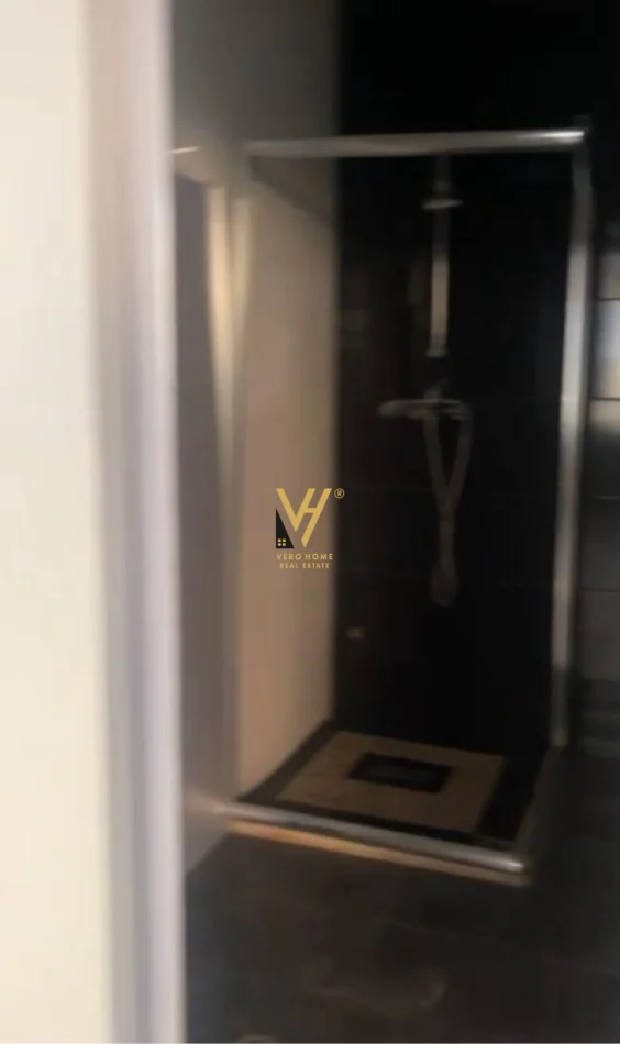 Tirane, jepet me qera zyre Kati 2, 115 m² 1.500 € (BLLOK)