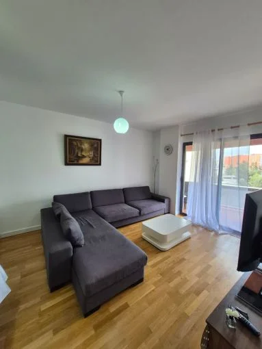 Tirane, shitet apartament 2+1+Aneks+Ballkon Kati 4, 110 m² 181.500 € (kashar)