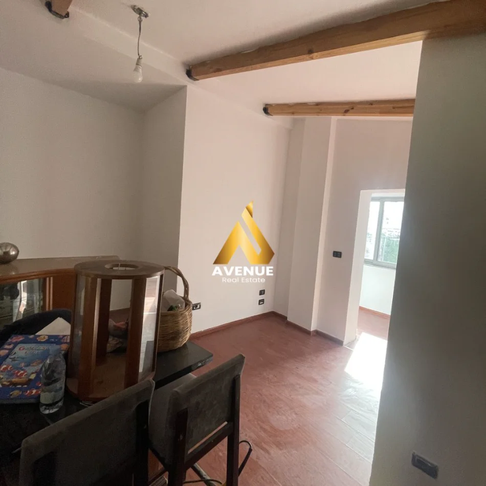 Tirane, shitet apartament 1+1 Kati 5, 86 m² 195.000 € (rruga vaso pasho)