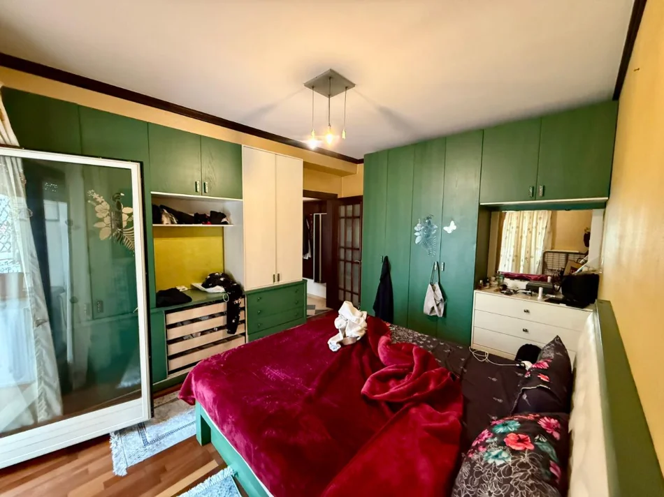 Tirane, shitet apartament 2+1 Kati 3, (KODRA E DIELLIT)