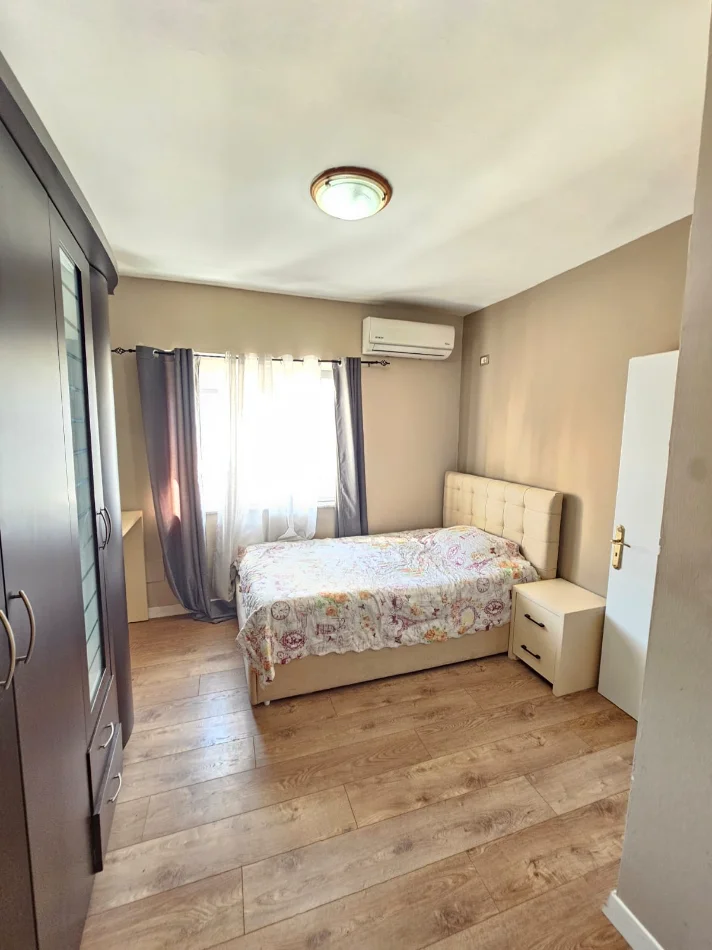 Durres, shitet apartament 2+1+Aneks+Ballkon Kati 3, 92 m² 124.000 € 